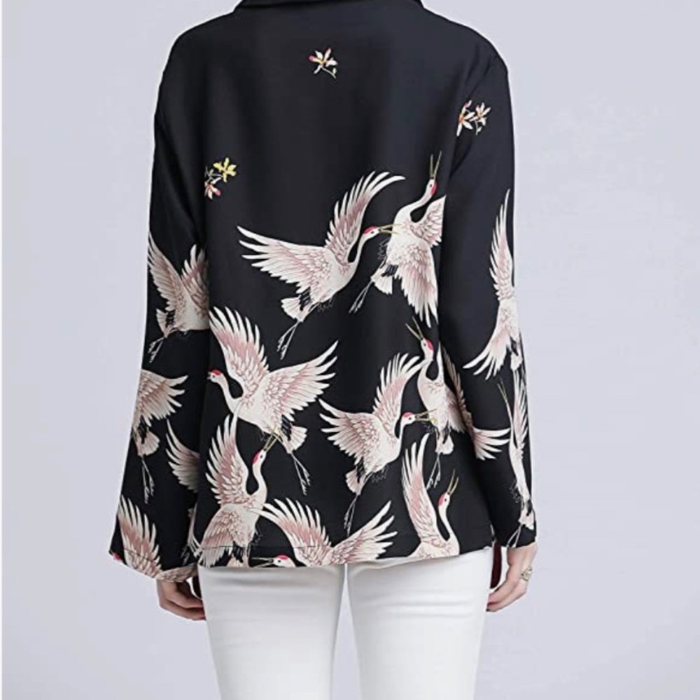 Button-Up Blouse - Picture 2 of 7